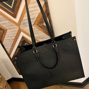 Louis Vuitton Brand New On the Go GM Tote